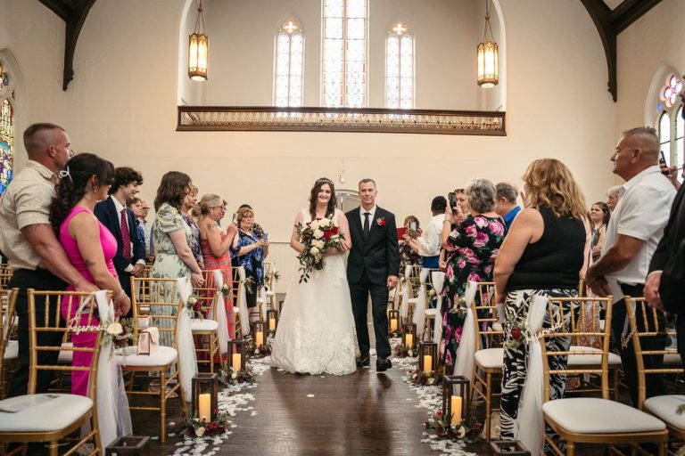 Ashleyamp Sarah 141001 768x512