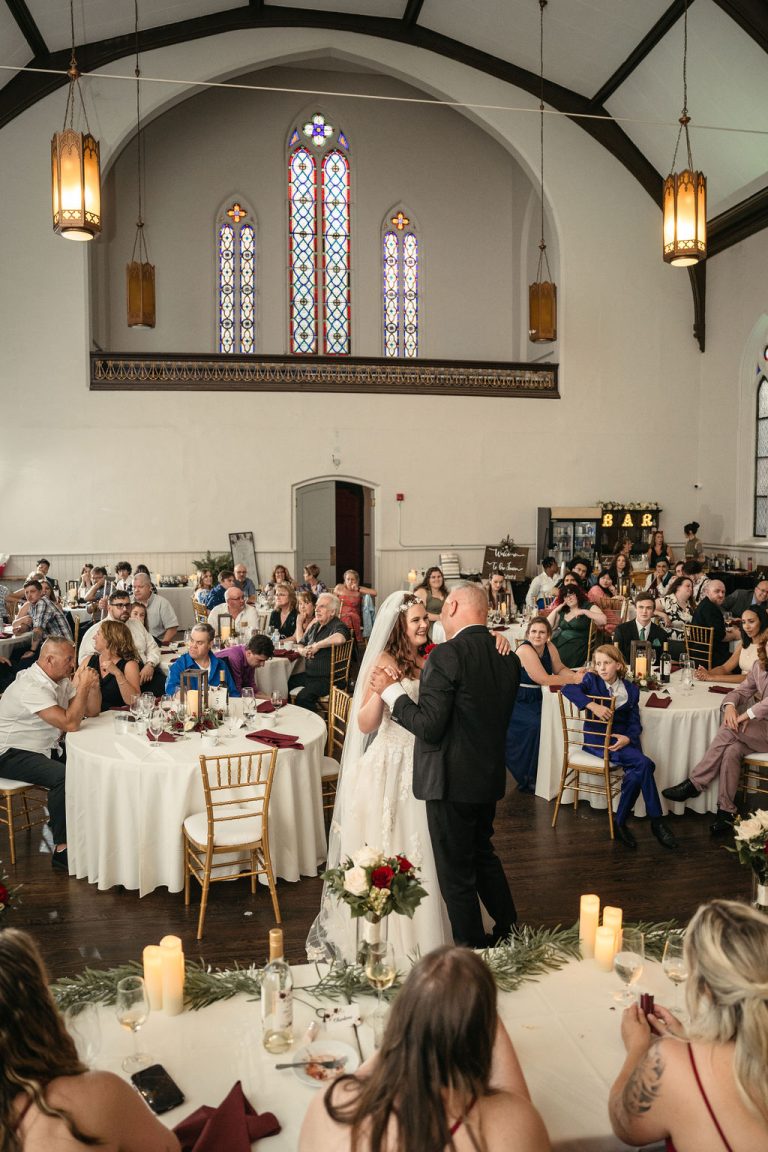 Ashleyamp Sarah 195026 768x1152