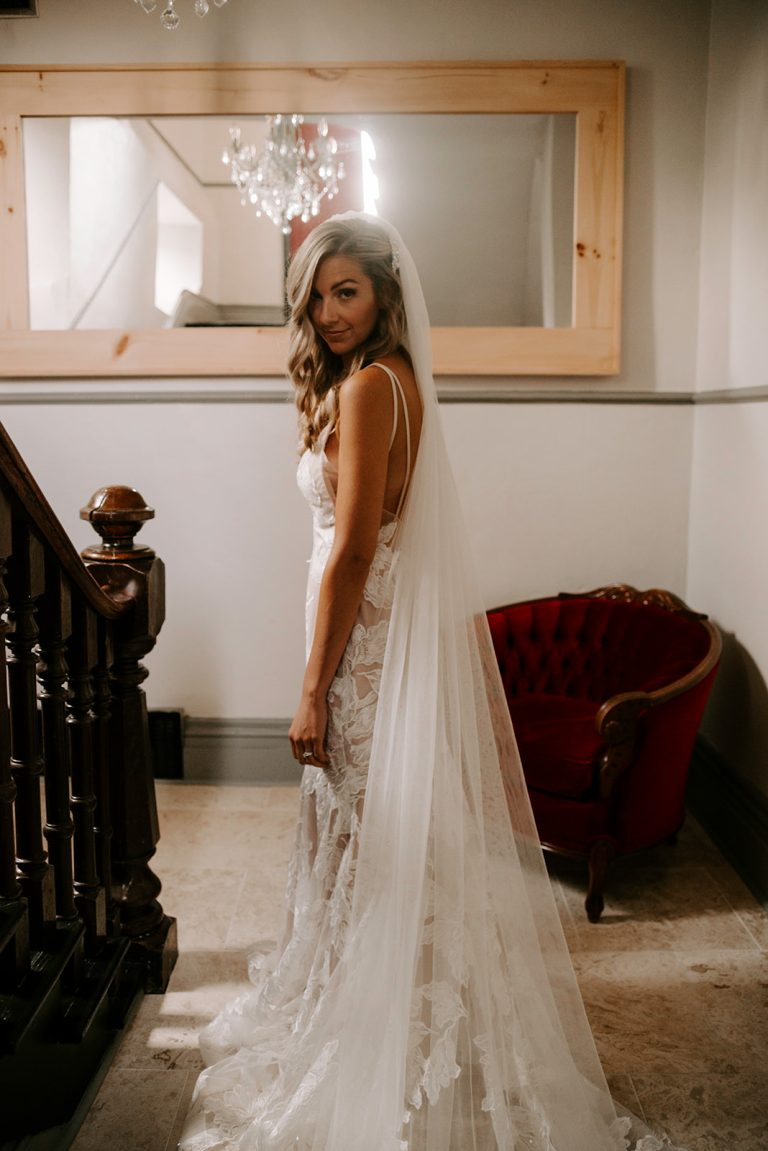 DSC 9437 websize 768x1151