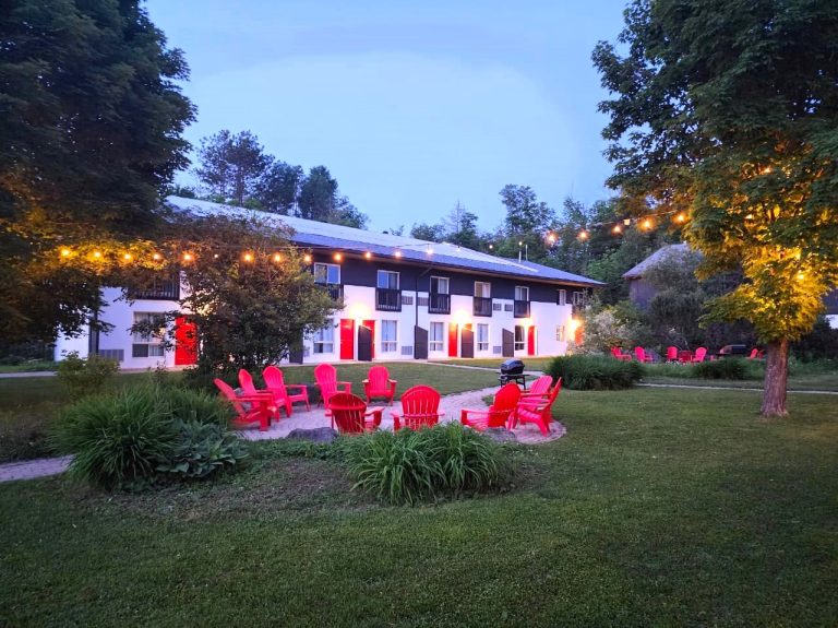 Courtyard photo 768x575