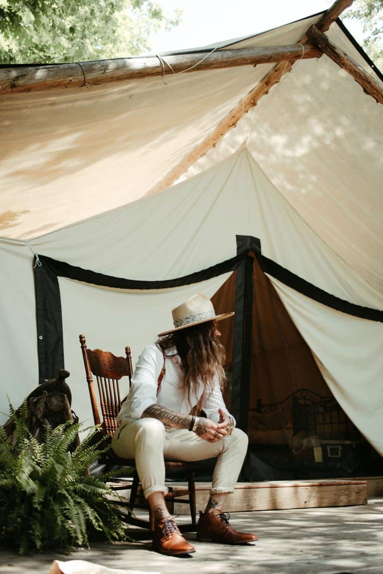 KimEricSneakPeeks3 768x1151