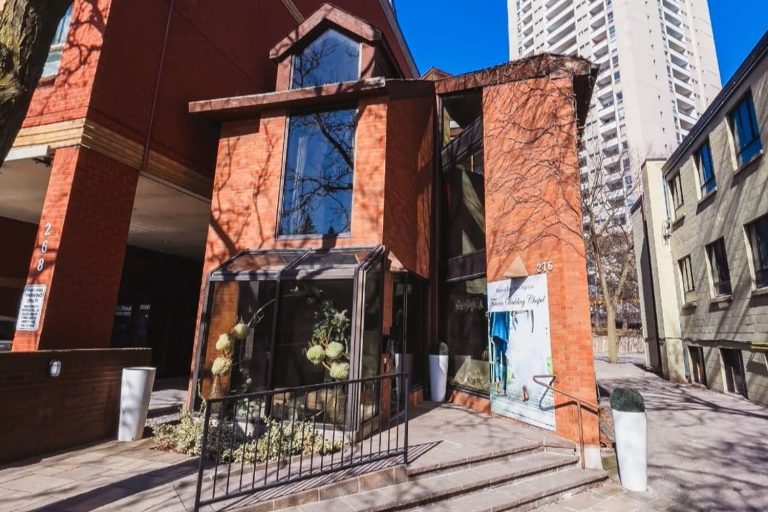 love chapel 081 768x512