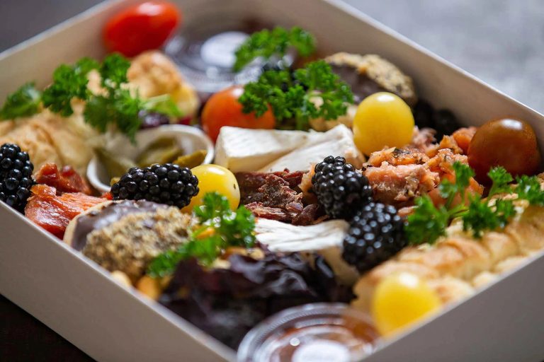 gift box copy 768x512