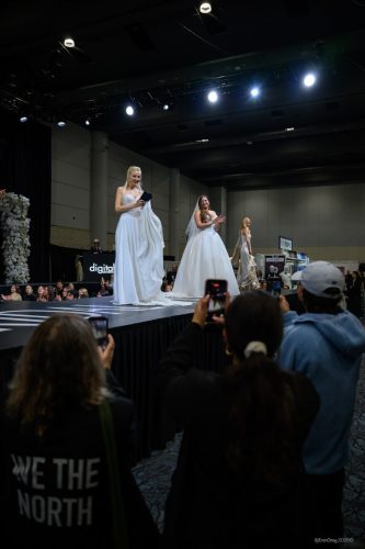 Canada's Bridal Show October 2026 - Audience filming the finale on their phones